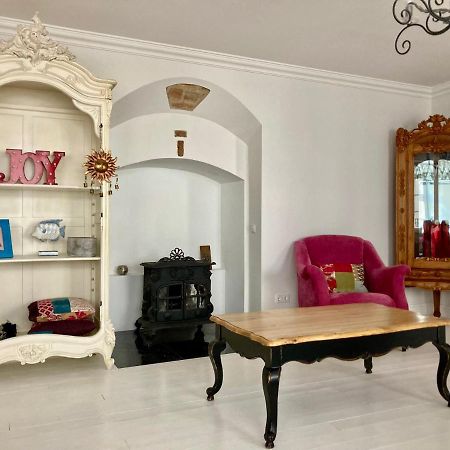 Shabby Chic - Apartment In The Heart Of Vilnius Old Town Kültér fotó